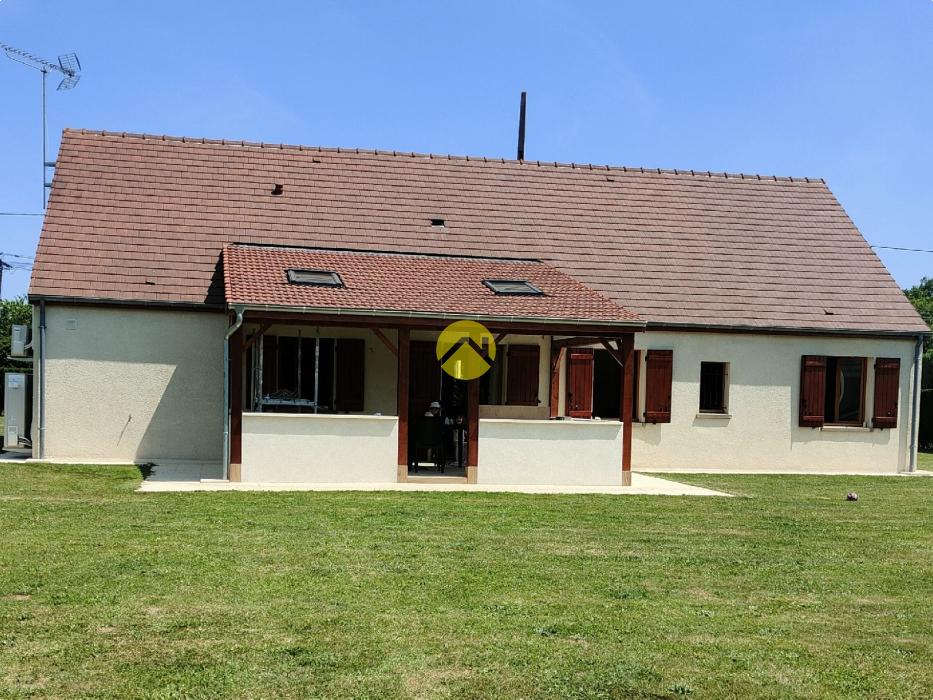 POSEZ VOS VALISES DANS CE PAVILLON 