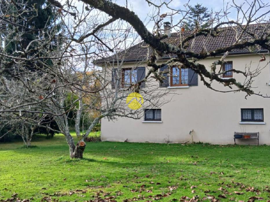 Maison familiale proche ville