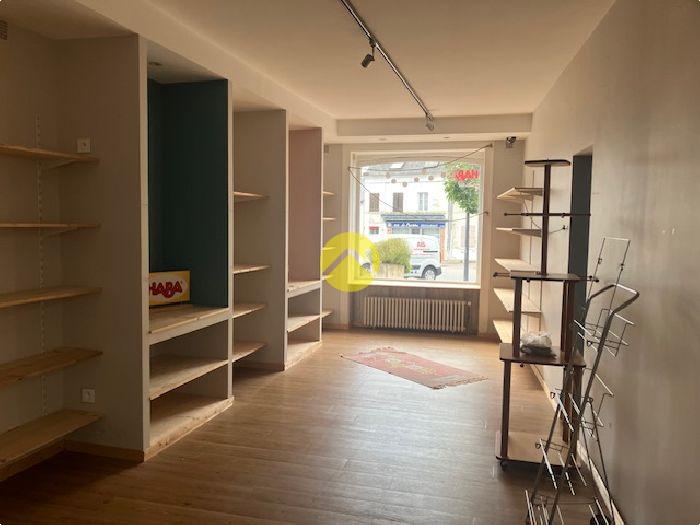 Maison avec local commercial 120 m²