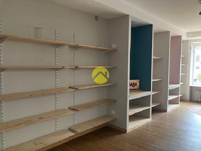 Maison avec local commercial 120 m²