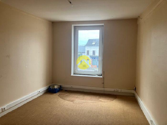 Maison avec local commercial 120 m²