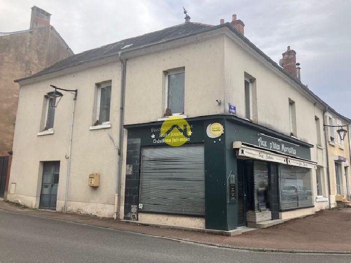 Maison avec local commercial 120 m²