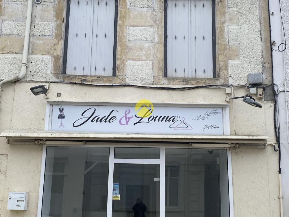 LOCAL COMMERCIAL ET HABITATION 