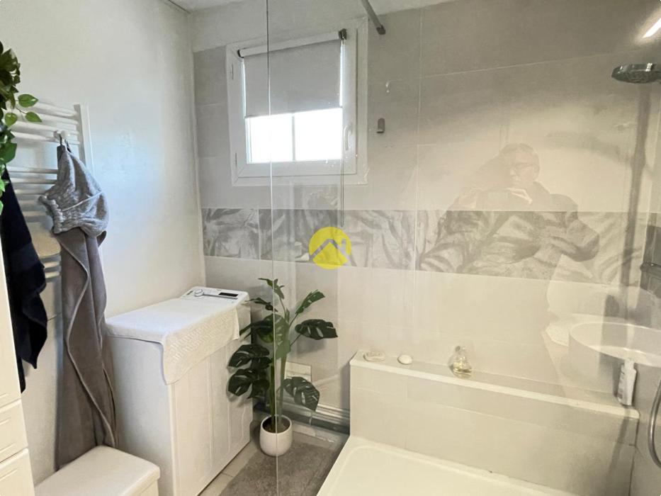 APPARTEMENT TRES LUMINEUX