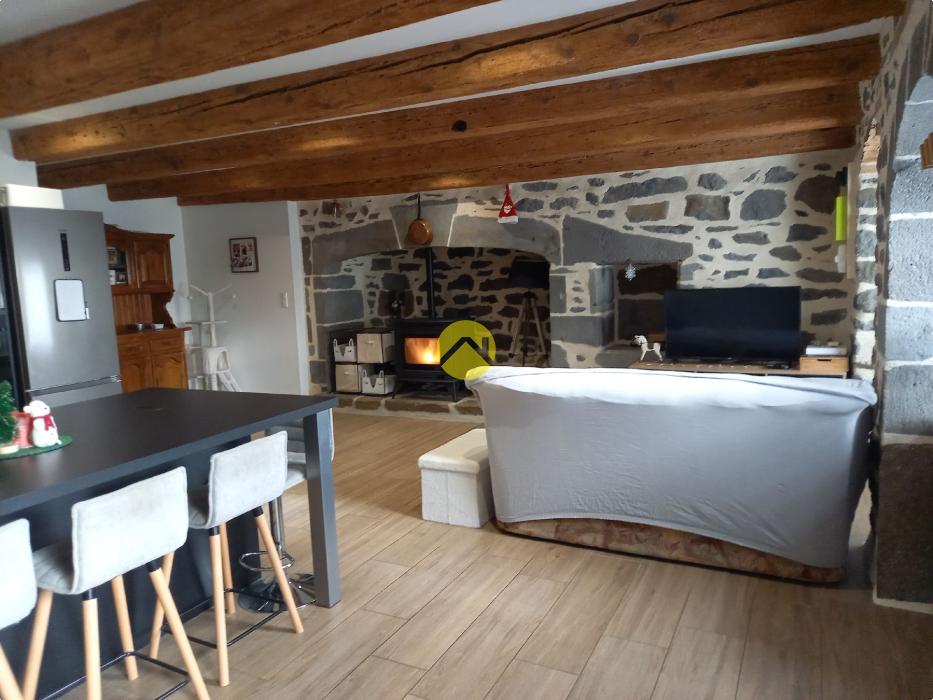 Corps de Ferme 10 mn Murat