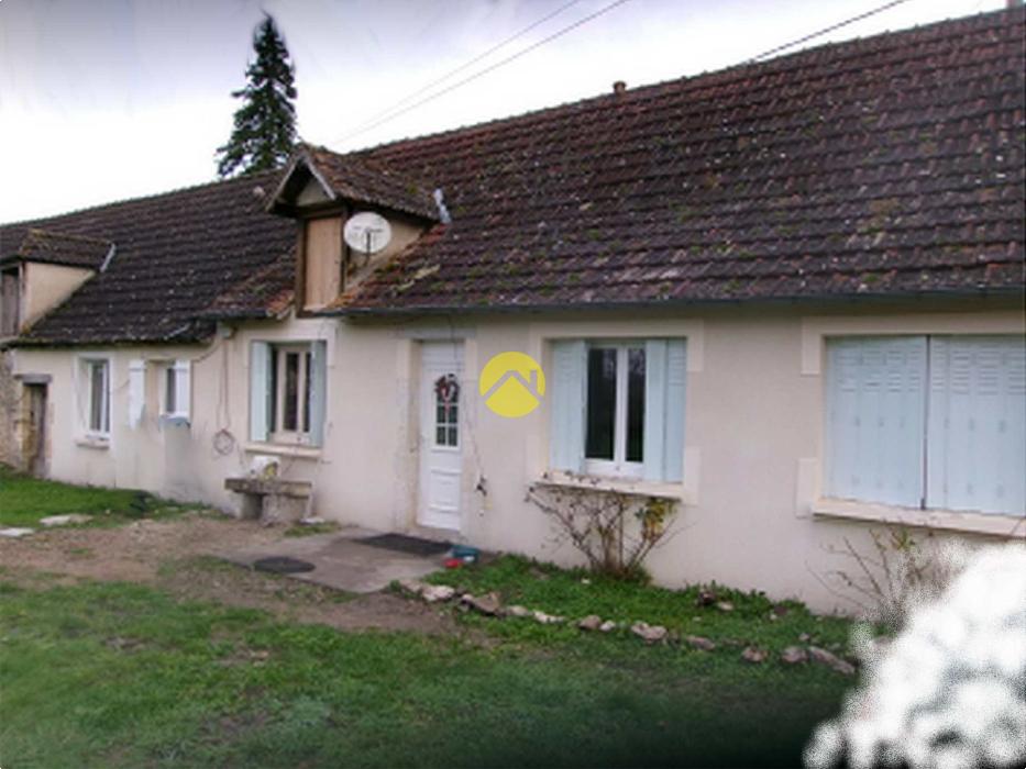 AU CALME D'UN HAMEAU