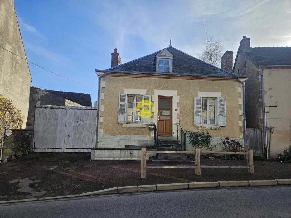 MAISON DE BOURG A RENOVER