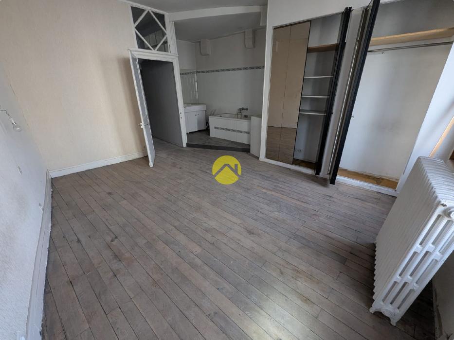 APPARTEMENT HYPER CENTRE A RENOVER