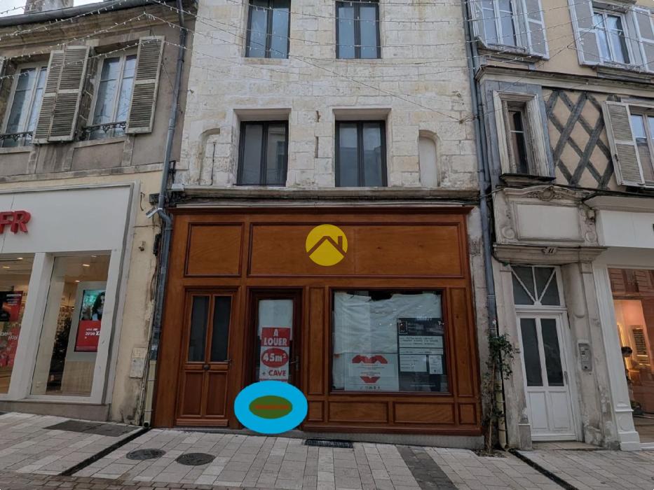 APPARTEMENT HYPER CENTRE A RENOVER