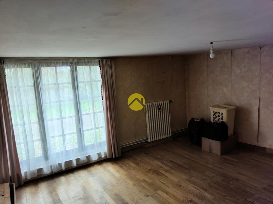 MAISON DE VILLAGE PAISIBLE