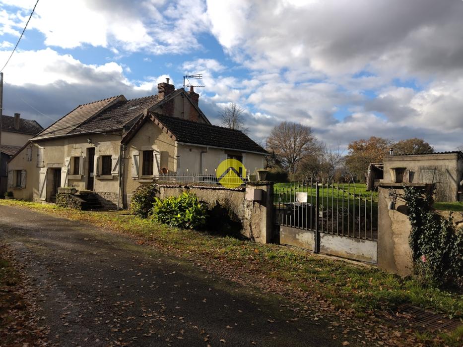 MAISON DE VILLAGE PAISIBLE