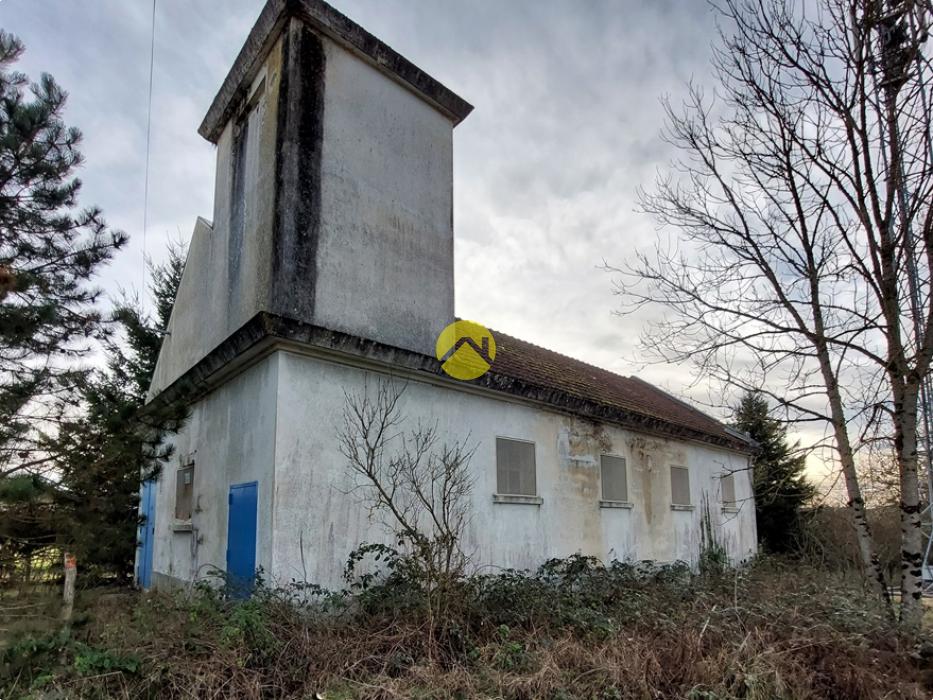 MAISON À RÉNOVER-BÂTIMENT-TERRAINS