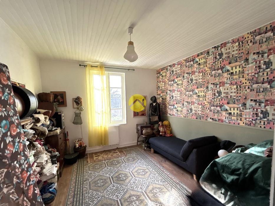 MAISON CHARMANTE 230 M2