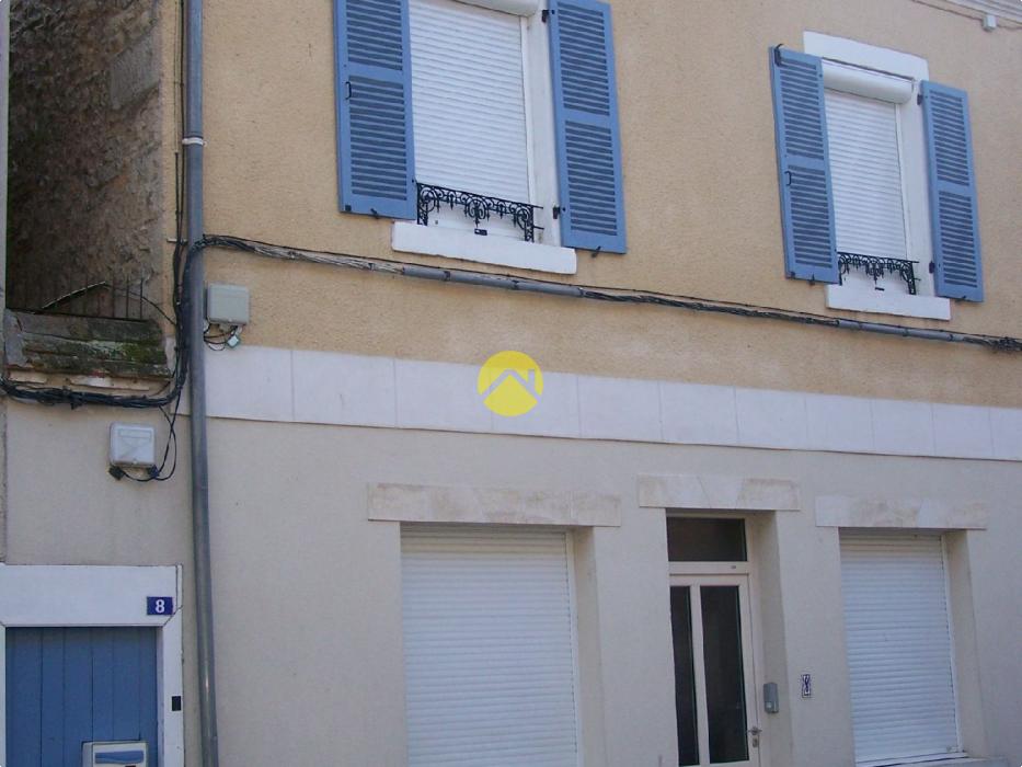 GRANDE MAISON RENOVEE AVEC GOUT