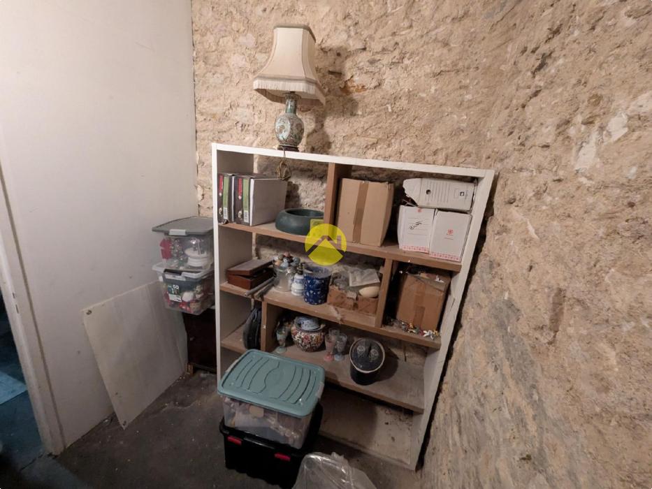 APPARTEMENT AVEC PISCINE CENTRE 