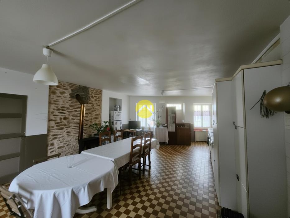 grande maison habitable de suite 