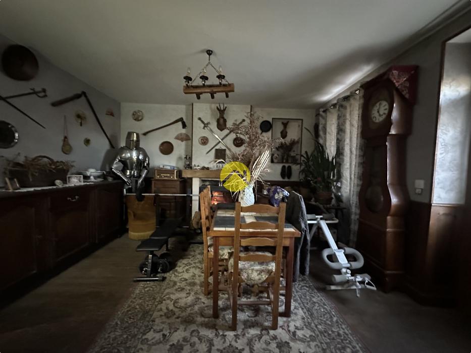 MAISON DE CARACTERE EN CENTRE VILLE