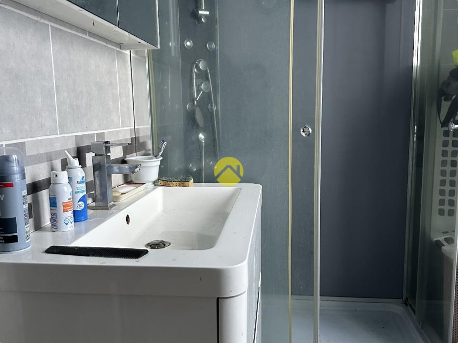 MAISON DE CARACTERE EN CENTRE VILLE