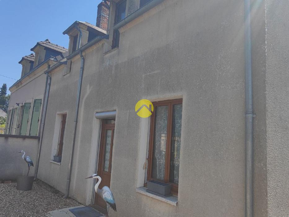 MAISON DE CARACTERE EN CENTRE VILLE