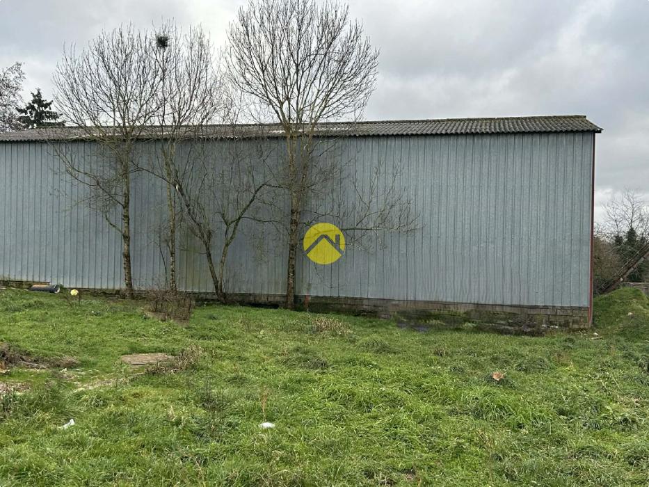  Fermette 1 hectare + Bâtiments