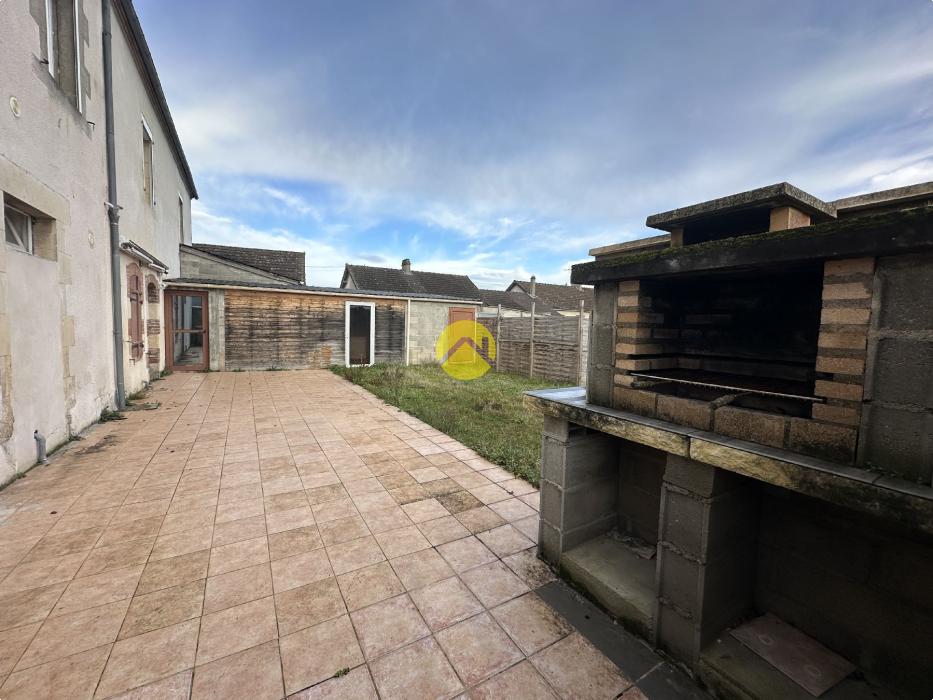 LOCATION T6 150m² 4 CH