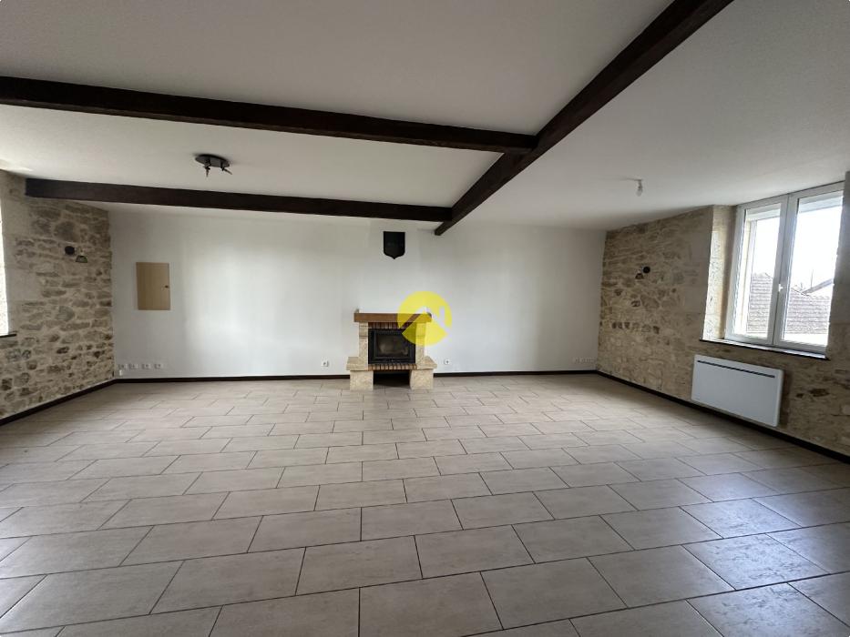 LOCATION T6 150m² 4 CH