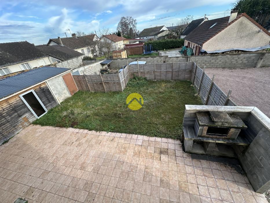 LOCATION T6 150m² 4 CH