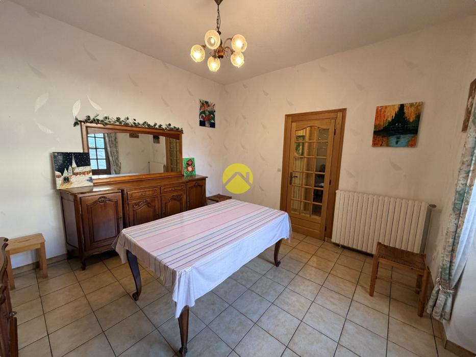 Maison centre Châteauneuf