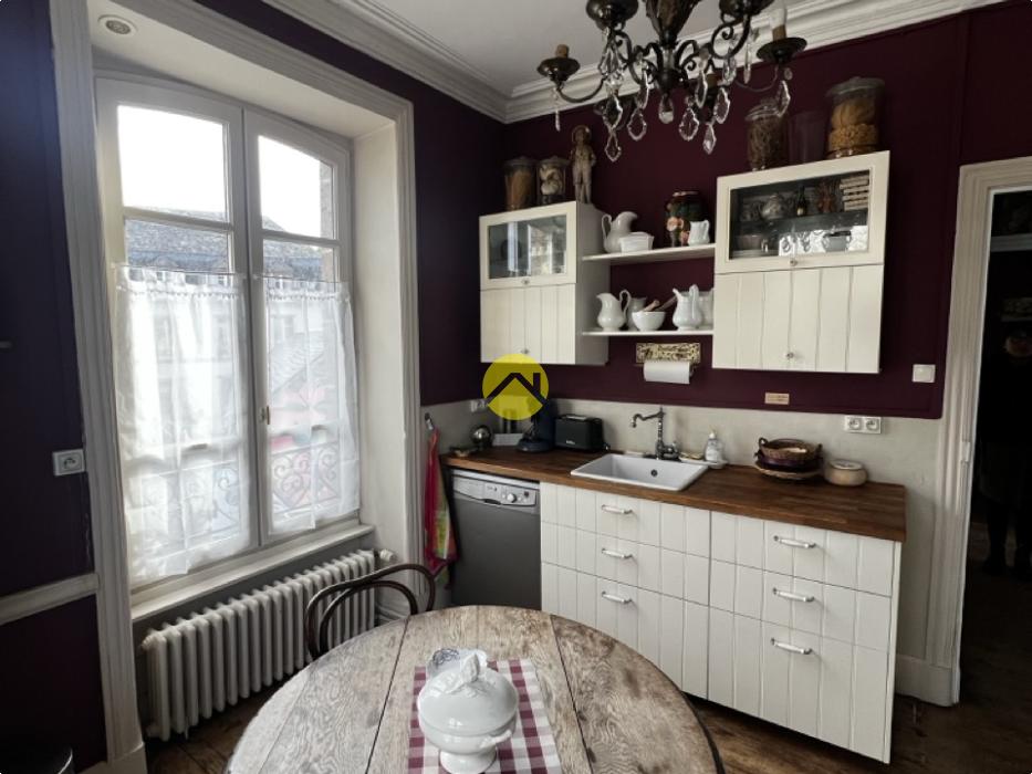 CENTRE-BOURG IMMEDIATEMNT HABITABLE