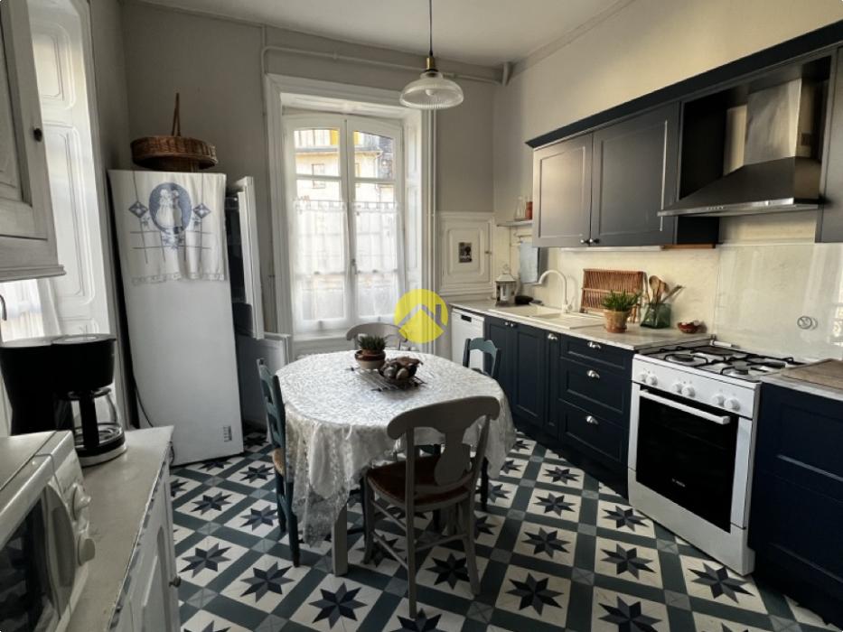 CENTRE-BOURG IMMEDIATEMNT HABITABLE