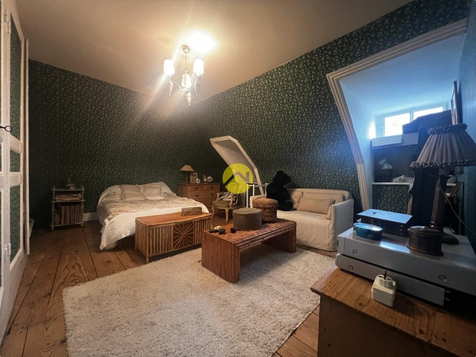 CENTRE-BOURG IMMEDIATEMNT HABITABLE