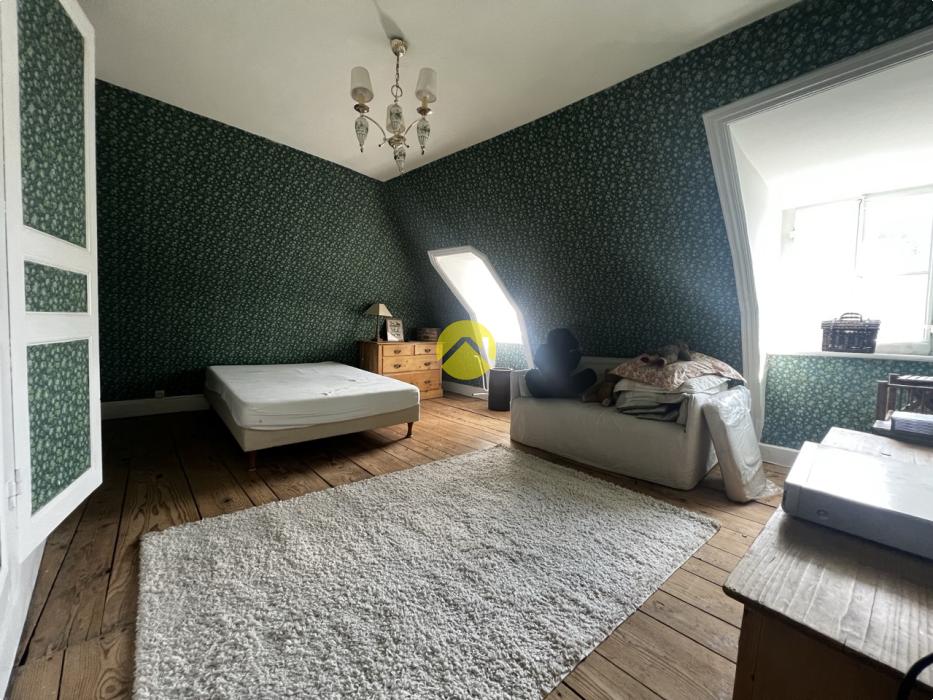 CENTRE-BOURG IMMEDIATEMNT HABITABLE