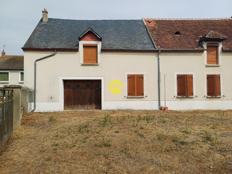 LONGERE 208 M2 GARAGES DEPENDANCES