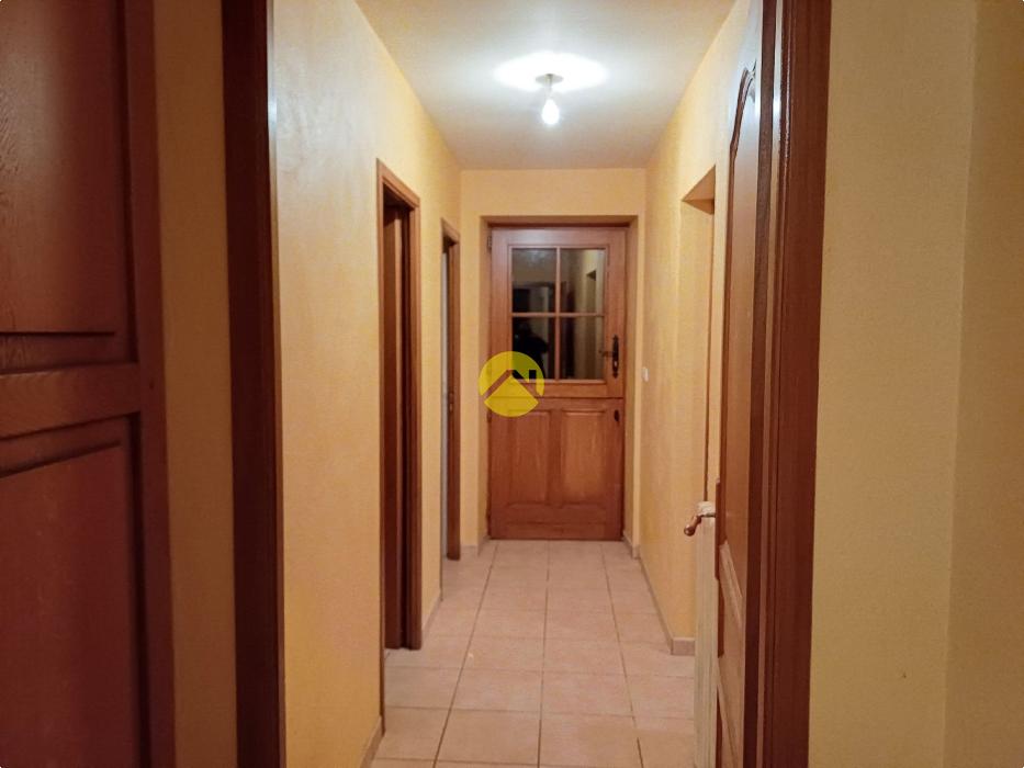 LONGERE 208 M2 GARAGES DEPENDANCES