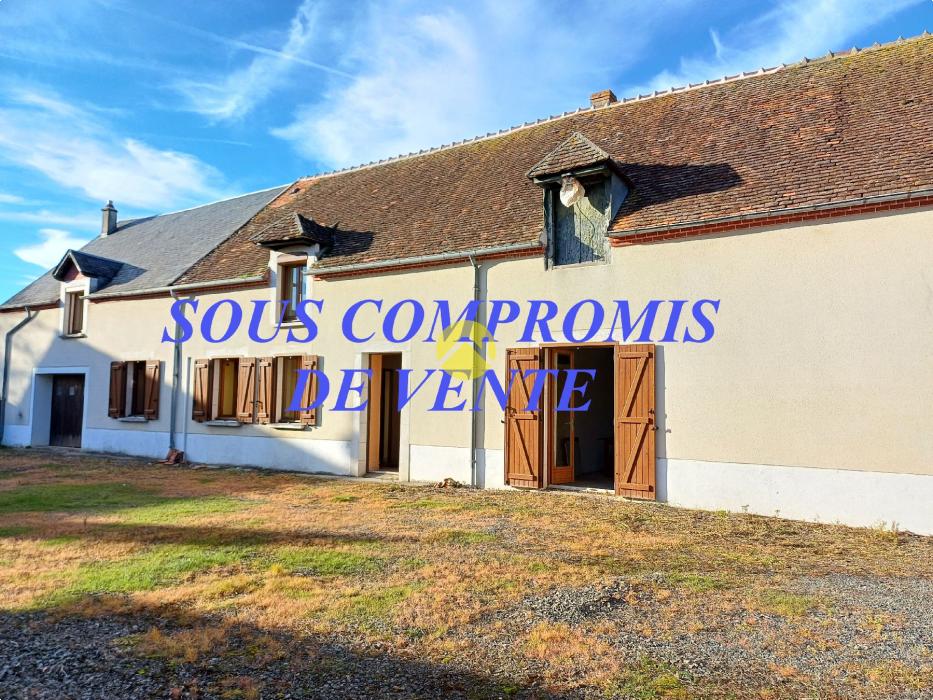 LONGERE 208 M2 GARAGES DEPENDANCES