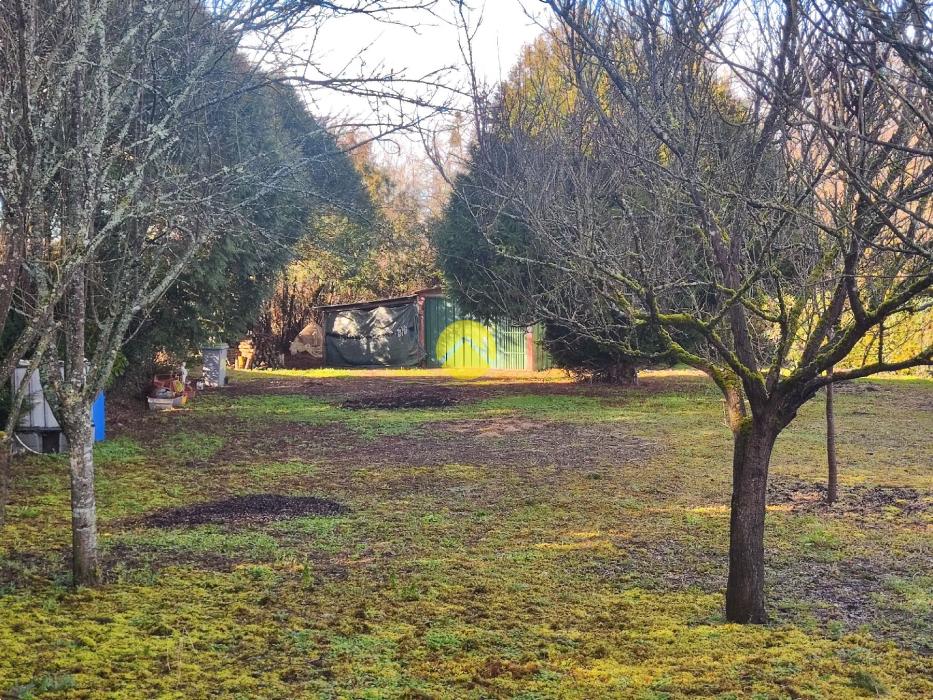 MAGNIFIQUE TERRAIN A LA CAMPAGNE 