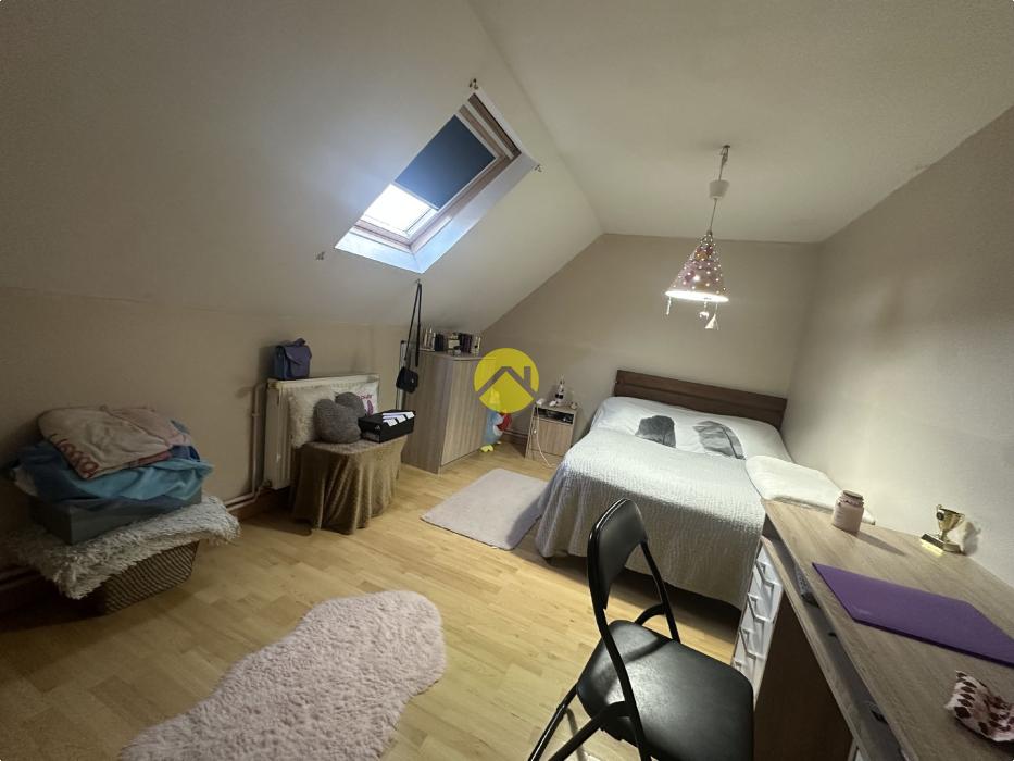 GRANDE MAISON FAMILIALE 5 CHAMBRES