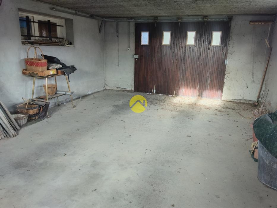 A proximité commerces et écoles