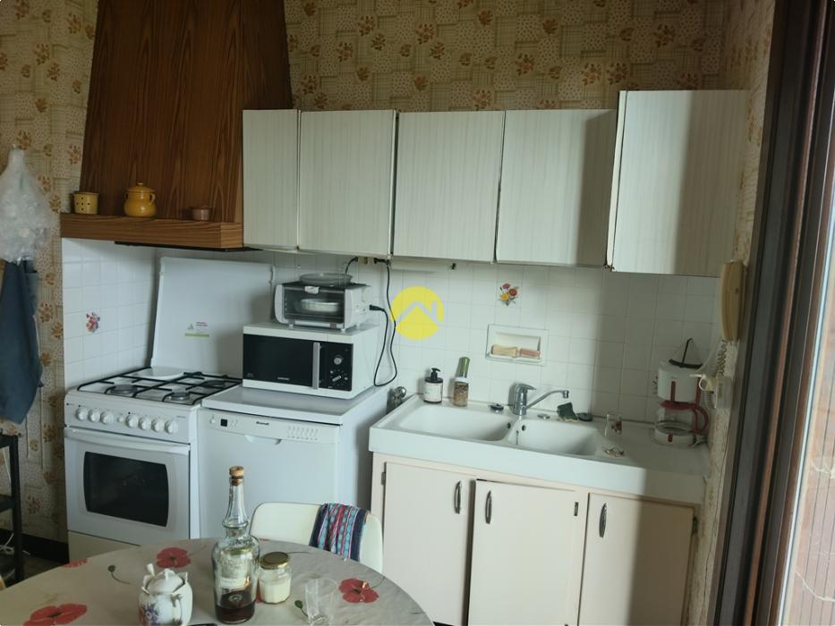 A proximité commerces et écoles