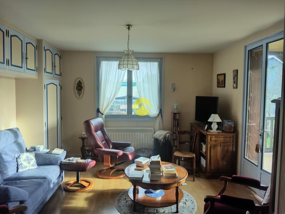 A proximité commerces et écoles