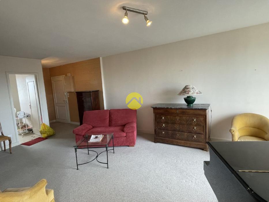 APPARTEMENT RUE JEAN BAFFIER