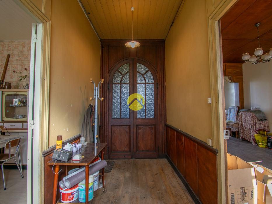 Ensemble de 2 maisons avec hangar