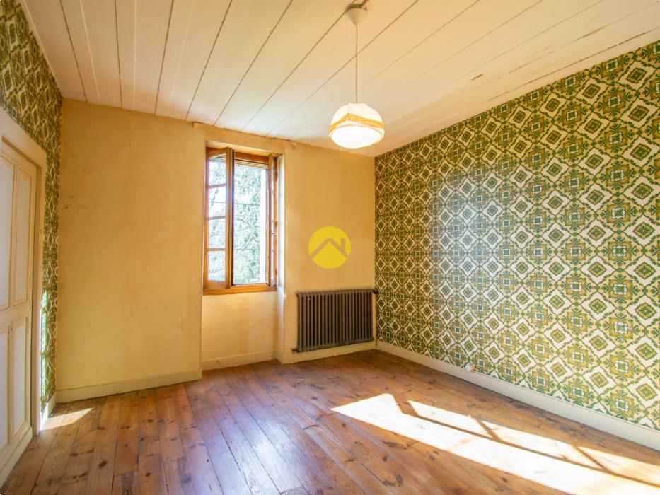 Ensemble de 2 maisons avec hangar