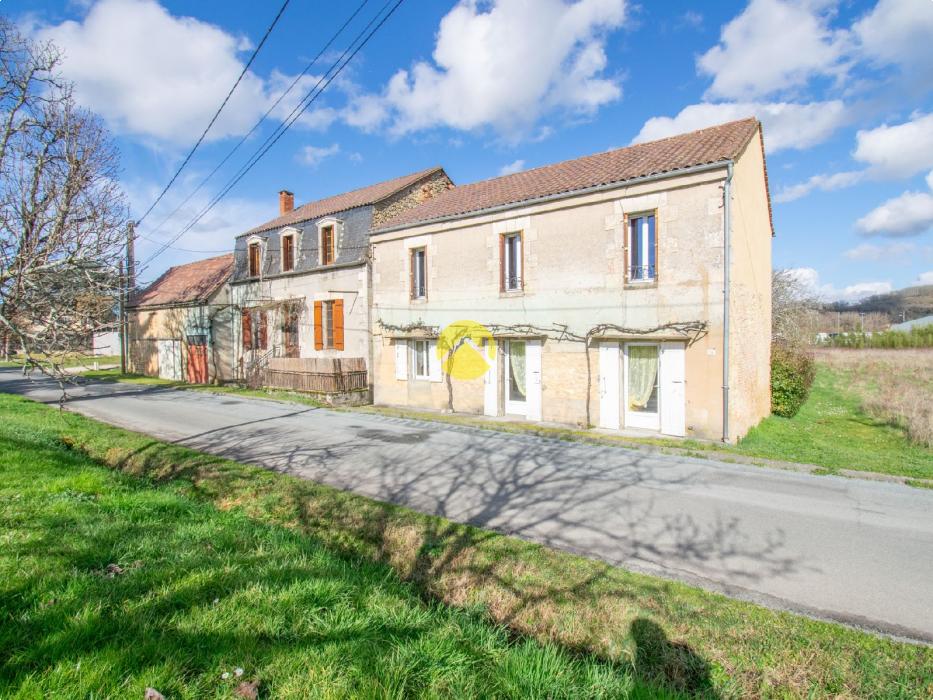 Ensemble de 2 maisons avec hangar