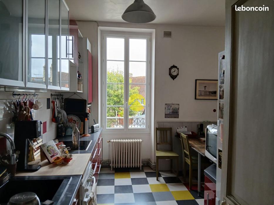 APPARTEMENT DE CARACTERE