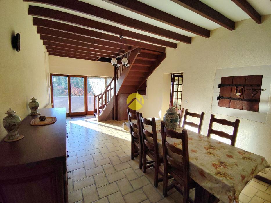 Maison Dépendances Grand Terrain