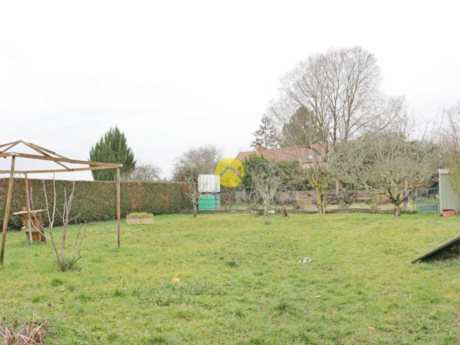 MAISON DE CHARME AVEC JARDIN