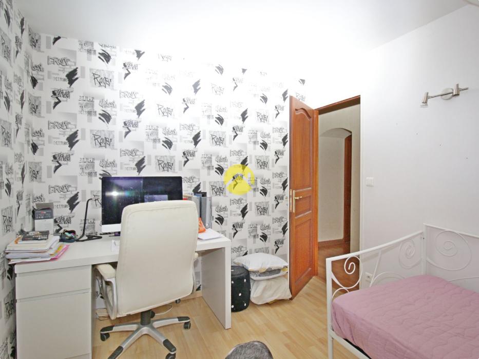 MAISON DE CHARME AVEC JARDIN