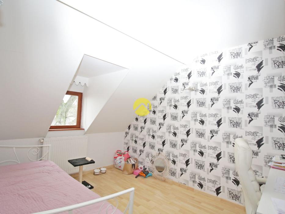 MAISON DE CHARME AVEC JARDIN