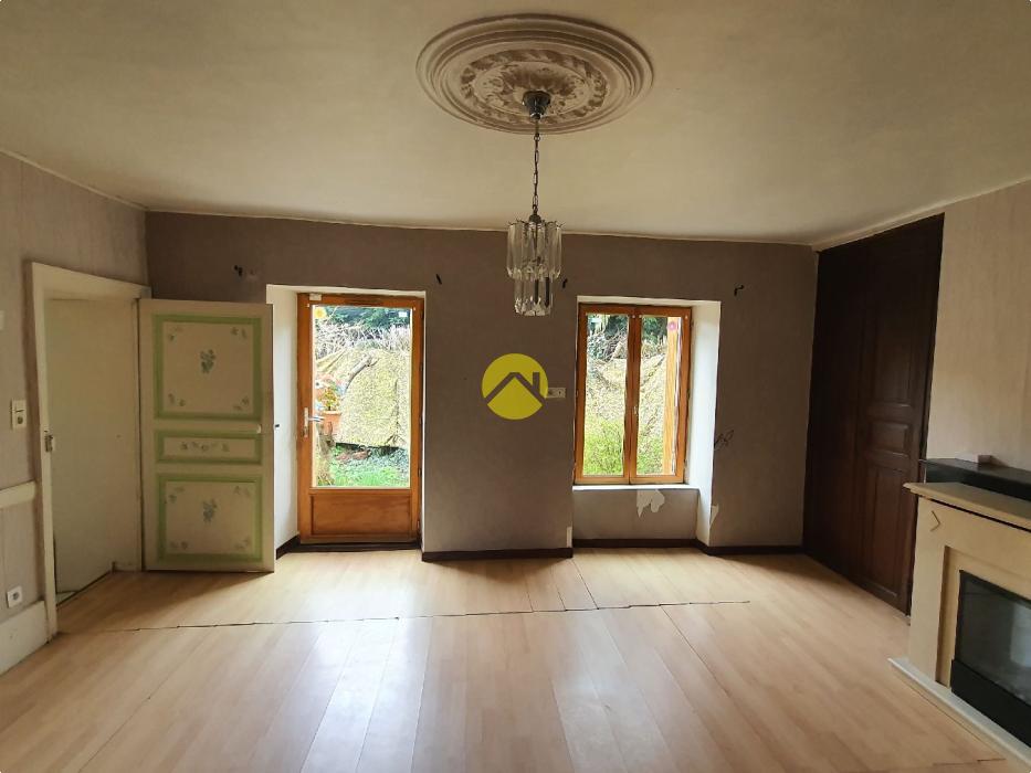 BELLE MAISON EN PIERRES